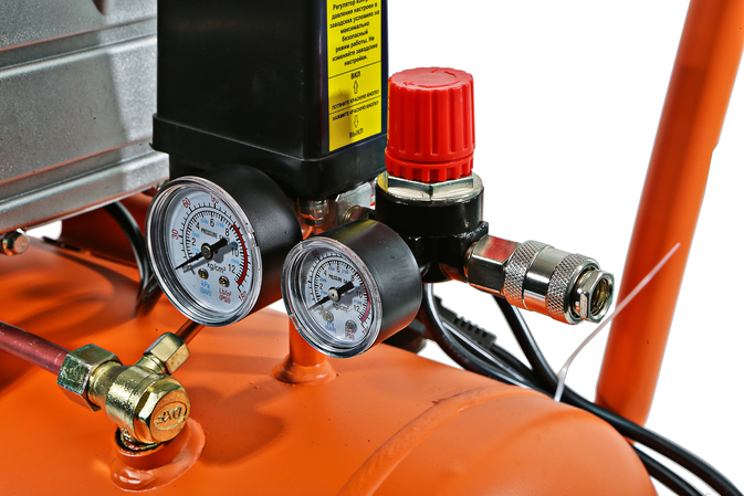 Компрессор воздушный масляный ВКС-93155С СОЮЗ, 1,5кВт, 210л/мин, ресивер 50 л, прямой привод